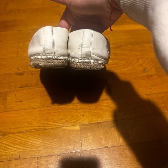 Tory Burch White and Black Espadrille Flats - Picture 4 of 16